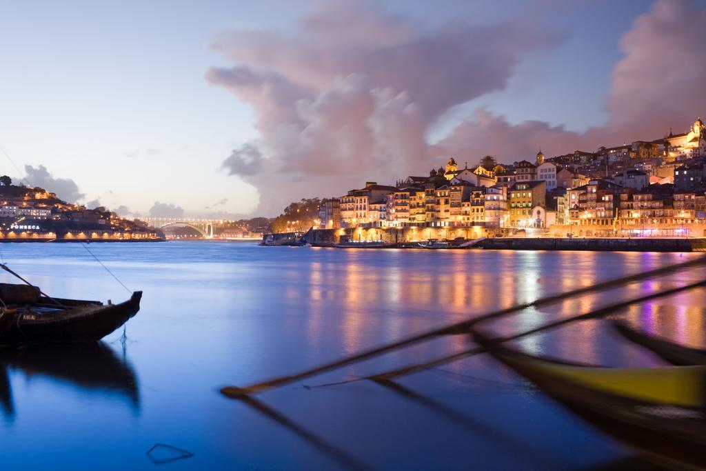 Porto'S City Park & Surf Beach Rooms Матосиньос Екстериор снимка